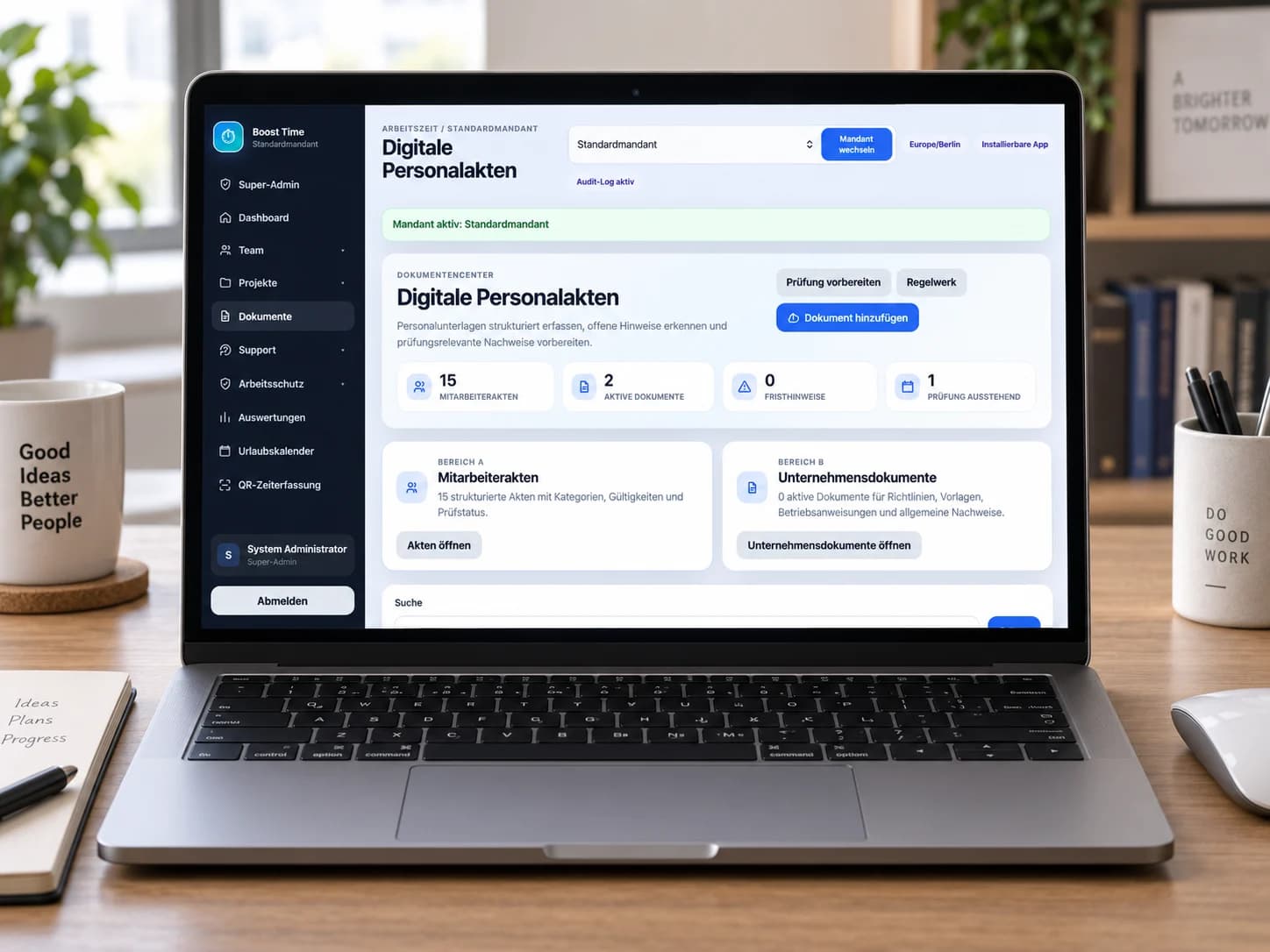 BYT-Dokumentencenter mit digitalen Mitarbeiterakten, Unternehmensdokumenten und Fristübersicht auf einem Laptop